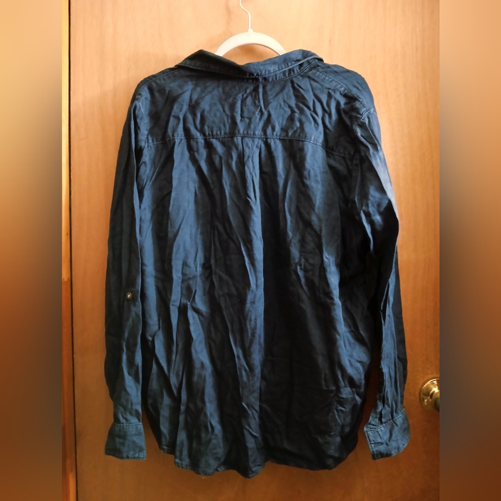 Levi's Women's Dark Blue Button Down Shirt, XL - Picture 3 of 3